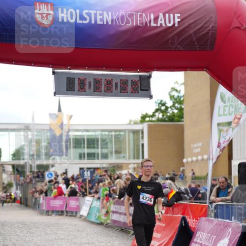 12.06.2026 - Holstenköstenlauf LAZAROV Photography http://msf.ph/oto/9737304 12.06.2026 18:08:50 Laufen 4236 meine-sportfotos.de