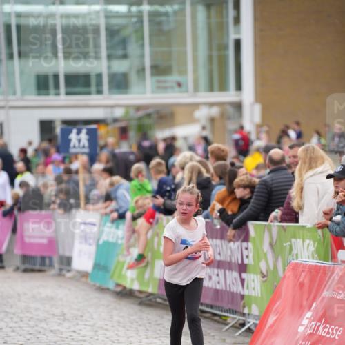 12.06.2026 - Holstenköstenlauf LAZAROV Photography http://msf.ph/oto/9737310 12.06.2026 18:08:36 Laufen 3018, 3035, 4074 meine-sportfotos.de