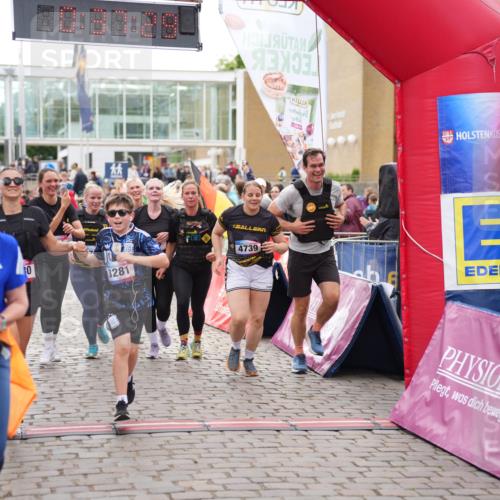 12.06.2026 - Holstenköstenlauf LAZAROV Photography http://msf.ph/oto/9737392 12.06.2026 18:07:28 Laufen 3030, 3280, 3281, 3685, 3981, 3983, 4325, 4326, 4496, 4707, 4793 meine-sportfotos.de