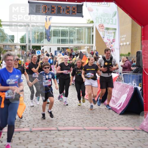 12.06.2026 - Holstenköstenlauf LAZAROV Photography http://msf.ph/oto/9737393 12.06.2026 18:07:27 Laufen 3030, 3280, 3281, 3981, 3983, 4325, 4326, 4496, 4707, 4793 meine-sportfotos.de