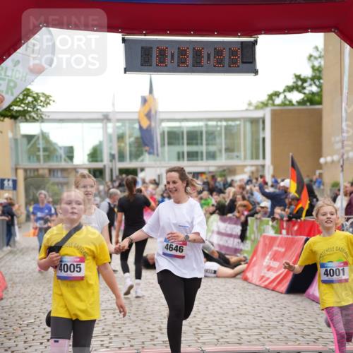 12.06.2026 - Holstenköstenlauf LAZAROV Photography http://msf.ph/oto/9737396 12.06.2026 18:07:21 Laufen 3030, 3280, 3281, 4001, 4005, 4644, 4646 meine-sportfotos.de