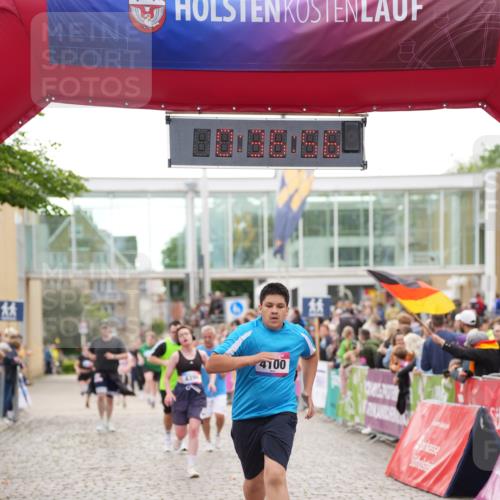 12.06.2026 - Holstenköstenlauf LAZAROV Photography http://msf.ph/oto/9737423 12.06.2026 18:06:54 Laufen 3129, 3941, 4100, 4199, 4395, 4396, 4627 meine-sportfotos.de