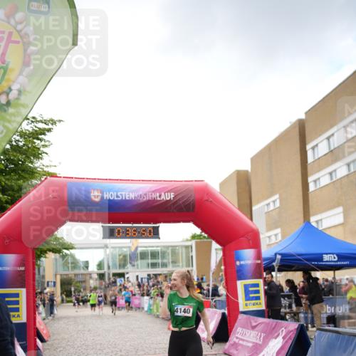 12.06.2026 - Holstenköstenlauf LAZAROV Photography http://msf.ph/oto/9737428 12.06.2026 18:06:48 Laufen 4100, 4140 meine-sportfotos.de