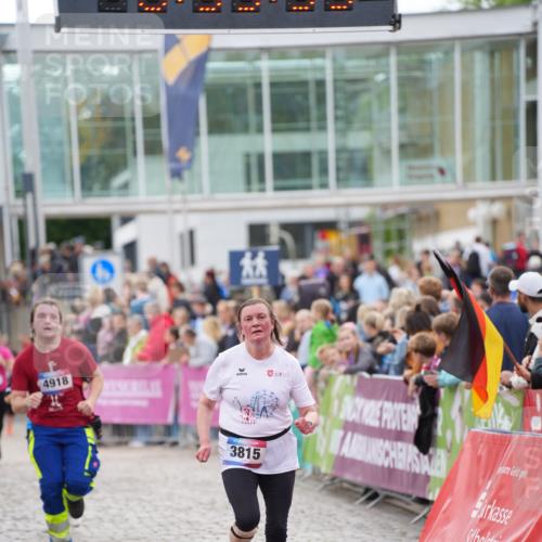 12.06.2026 - Holstenköstenlauf LAZAROV Photography http://msf.ph/oto/9737496 12.06.2026 18:05:53 Laufen 3379, 3815, 4918 meine-sportfotos.de