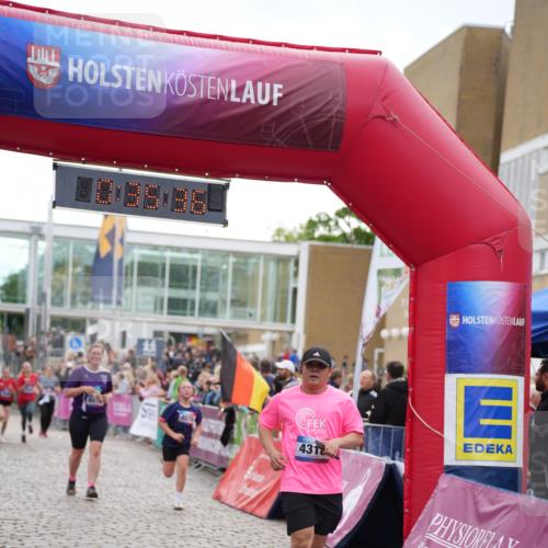 12.06.2026 - Holstenköstenlauf LAZAROV Photography http://msf.ph/oto/9737509 12.06.2026 18:05:34 Laufen 3986, 3988, 4070, 4078, 4318 meine-sportfotos.de