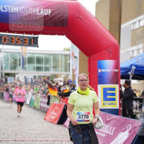12.06.2026 - Holstenköstenlauf LAZAROV Photography http://msf.ph/oto/9737510 12.06.2026 18:05:30 Laufen 3770, 4070, 4078, 4318 meine-sportfotos.de
