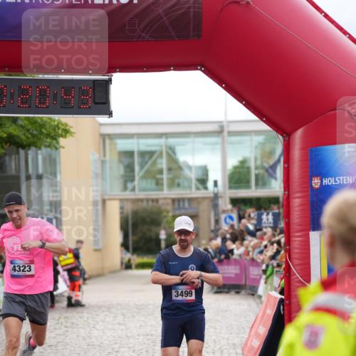12.06.2026 - Holstenköstenlauf LAZAROV Photography http://msf.ph/oto/9737525 12.06.2026 17:50:42 Laufen 3499, 3800, 4323 meine-sportfotos.de