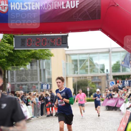 12.06.2026 - Holstenköstenlauf LAZAROV Photography http://msf.ph/oto/9737528 12.06.2026 17:50:38 Laufen 3499, 3800, 4323, 4894 meine-sportfotos.de