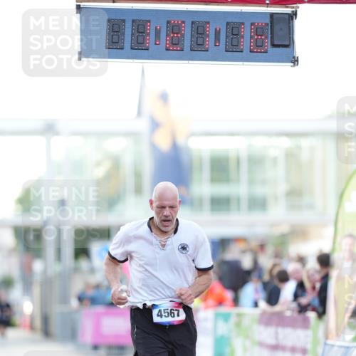 12.06.2026 - Holstenköstenlauf LAZAROV Photography http://msf.ph/oto/9737626 12.06.2026 20:21:15 Laufen 4567 meine-sportfotos.de