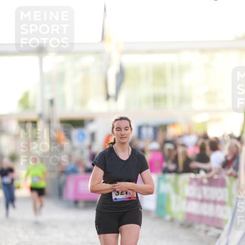 12.06.2026 - Holstenköstenlauf LAZAROV Photography http://msf.ph/oto/9737659 12.06.2026 20:17:19 Laufen 3276, 3376 meine-sportfotos.de