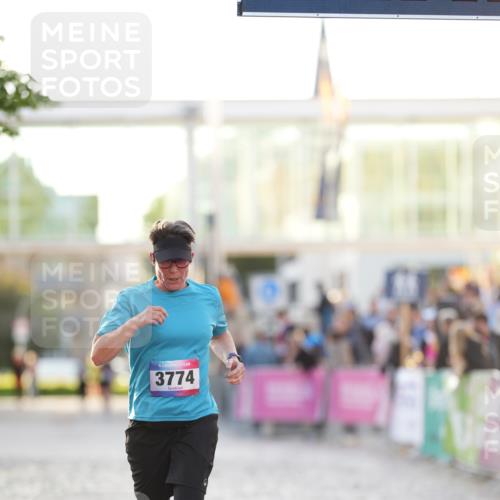 12.06.2026 - Holstenköstenlauf LAZAROV Photography http://msf.ph/oto/9737669 12.06.2026 20:16:57 Laufen 3222, 3774 meine-sportfotos.de