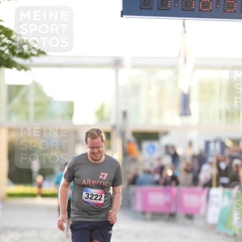 12.06.2026 - Holstenköstenlauf LAZAROV Photography http://msf.ph/oto/9737677 12.06.2026 20:16:51 Laufen 3045, 3222, 3321 meine-sportfotos.de