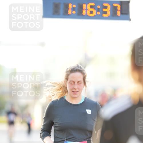 12.06.2026 - Holstenköstenlauf LAZAROV Photography http://msf.ph/oto/9737693 12.06.2026 20:16:35 Laufen 3109, 3110, 3183, 3481 meine-sportfotos.de