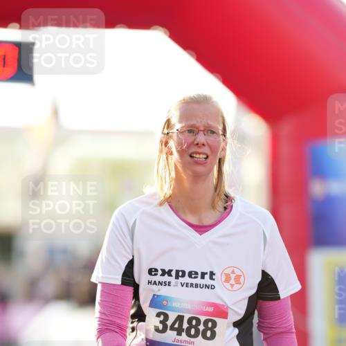 12.06.2026 - Holstenköstenlauf LAZAROV Photography http://msf.ph/oto/9737704 12.06.2026 20:16:18 Laufen 3113, 3115, 3488, 4651 meine-sportfotos.de