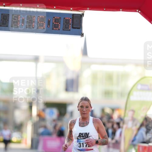 12.06.2026 - Holstenköstenlauf LAZAROV Photography http://msf.ph/oto/9737722 12.06.2026 20:15:56 Laufen 3172 meine-sportfotos.de