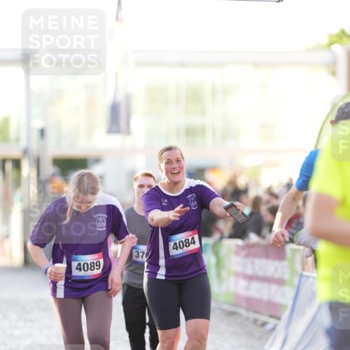12.06.2026 - Holstenköstenlauf LAZAROV Photography http://msf.ph/oto/9737753 12.06.2026 20:14:45 Laufen 3491, 3493, 3521, 3709, 4084, 4089, 4827 meine-sportfotos.de