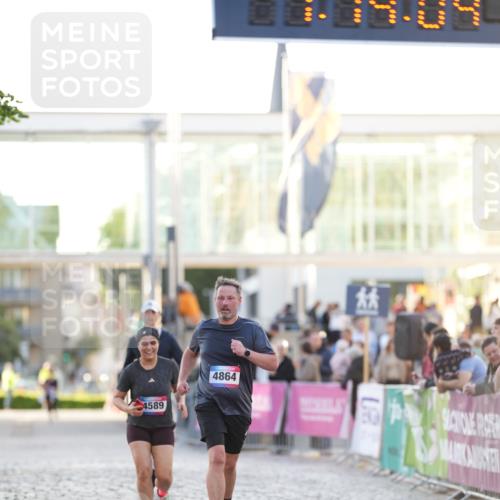 12.06.2026 - Holstenköstenlauf LAZAROV Photography http://msf.ph/oto/9737788 12.06.2026 20:14:03 Laufen 4589, 4864 meine-sportfotos.de
