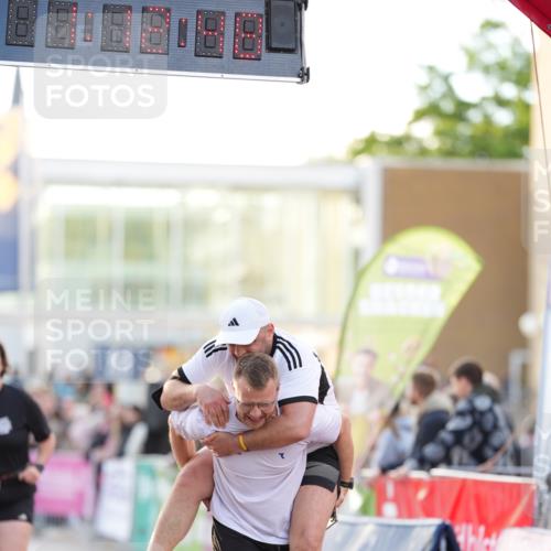 12.06.2026 - Holstenköstenlauf LAZAROV Photography http://msf.ph/oto/9737820 12.06.2026 20:12:46 Laufen 3091, 4148 meine-sportfotos.de
