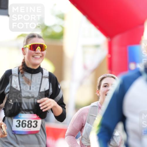 12.06.2026 - Holstenköstenlauf LAZAROV Photography http://msf.ph/oto/9737833 12.06.2026 20:12:39 Laufen 3683, 3828, 4150 meine-sportfotos.de