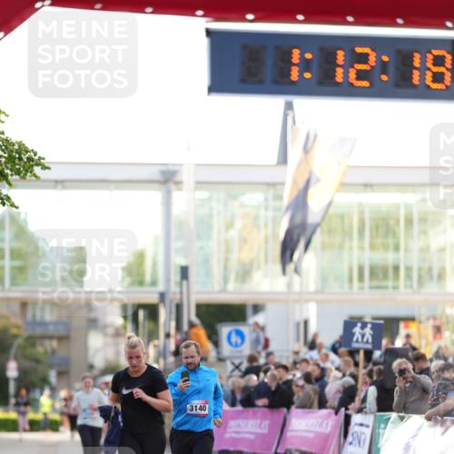 12.06.2026 - Holstenköstenlauf LAZAROV Photography http://msf.ph/oto/9737862 12.06.2026 20:12:17 Laufen 3141 meine-sportfotos.de
