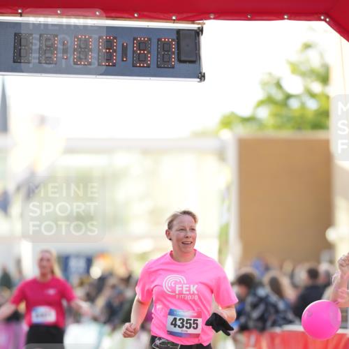 12.06.2026 - Holstenköstenlauf LAZAROV Photography http://msf.ph/oto/9737953 12.06.2026 20:09:56 Laufen 4160, 4355, 4386, 4401 meine-sportfotos.de