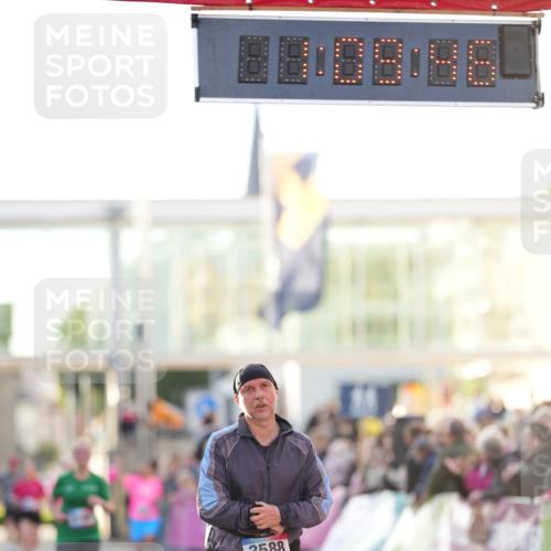 12.06.2026 - Holstenköstenlauf LAZAROV Photography http://msf.ph/oto/9737967 12.06.2026 20:09:45 Laufen 3516, 3588 meine-sportfotos.de