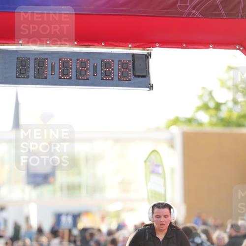 12.06.2026 - Holstenköstenlauf LAZAROV Photography http://msf.ph/oto/9737973 12.06.2026 20:09:37 Laufen 3870 meine-sportfotos.de