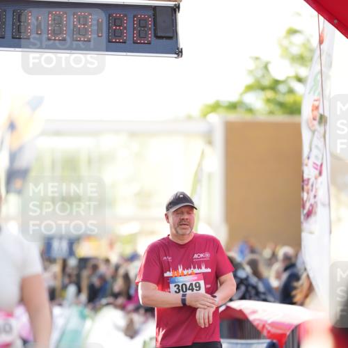 12.06.2026 - Holstenköstenlauf LAZAROV Photography http://msf.ph/oto/9737980 12.06.2026 20:09:29 Laufen 3049, 3139, 3182, 3830, 4854 meine-sportfotos.de