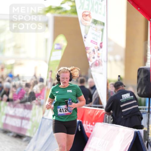 12.06.2026 - Holstenköstenlauf LAZAROV Photography http://msf.ph/oto/9738054 12.06.2026 20:07:55 Laufen 3711, 3843, 4120, 4586 meine-sportfotos.de