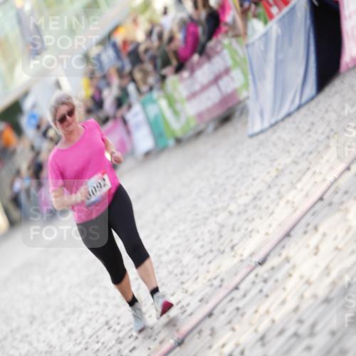 12.06.2026 - Holstenköstenlauf LAZAROV Photography http://msf.ph/oto/9738069 12.06.2026 20:07:33 Laufen 3092, 4384 meine-sportfotos.de