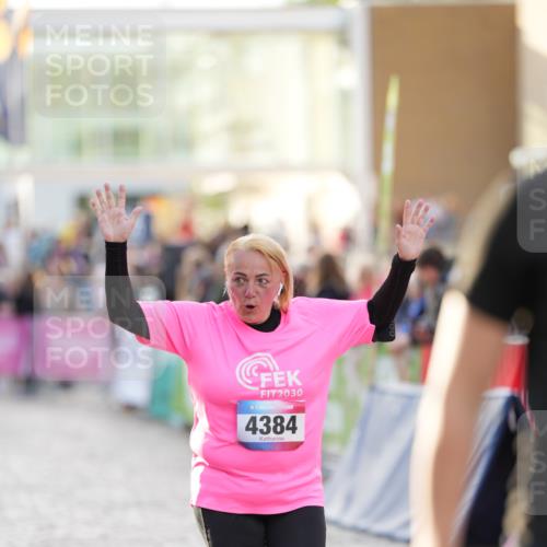 12.06.2026 - Holstenköstenlauf LAZAROV Photography http://msf.ph/oto/9738073 12.06.2026 20:07:29 Laufen 4384, 4590 meine-sportfotos.de