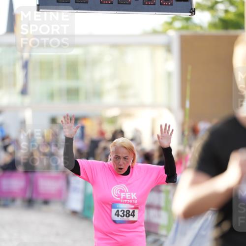 12.06.2026 - Holstenköstenlauf LAZAROV Photography http://msf.ph/oto/9738074 12.06.2026 20:07:29 Laufen 4384, 4590 meine-sportfotos.de