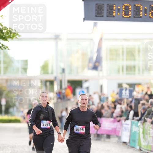 12.06.2026 - Holstenköstenlauf LAZAROV Photography http://msf.ph/oto/9738083 12.06.2026 20:07:20 Laufen 3696, 3697 meine-sportfotos.de