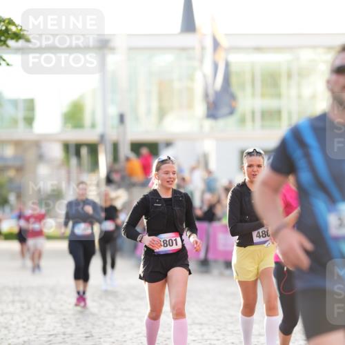 12.06.2026 - Holstenköstenlauf LAZAROV Photography http://msf.ph/oto/9738137 12.06.2026 20:06:07 Laufen 3031, 3282, 3395, 3458, 4801, 4807 meine-sportfotos.de