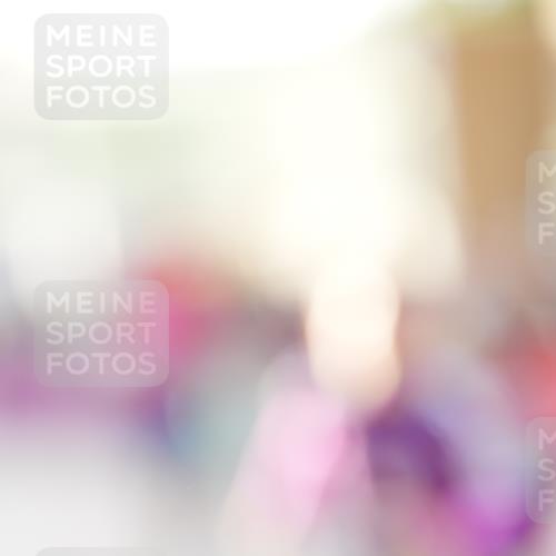 12.06.2026 - Holstenköstenlauf LAZAROV Photography http://msf.ph/oto/9738190 12.06.2026 20:05:08 Laufen 3250, 3367, 3450, 3908 meine-sportfotos.de