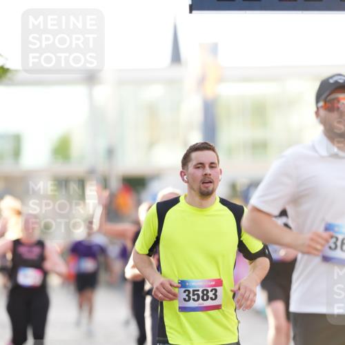 12.06.2026 - Holstenköstenlauf LAZAROV Photography http://msf.ph/oto/9738223 12.06.2026 20:04:40 Laufen 3583, 3975, 4090, 4091, 4547, 4549, 4766 meine-sportfotos.de