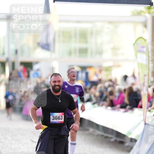 12.06.2026 - Holstenköstenlauf LAZAROV Photography http://msf.ph/oto/9738258 12.06.2026 20:04:09 Laufen 3663, 4087, 4108, 4456 meine-sportfotos.de