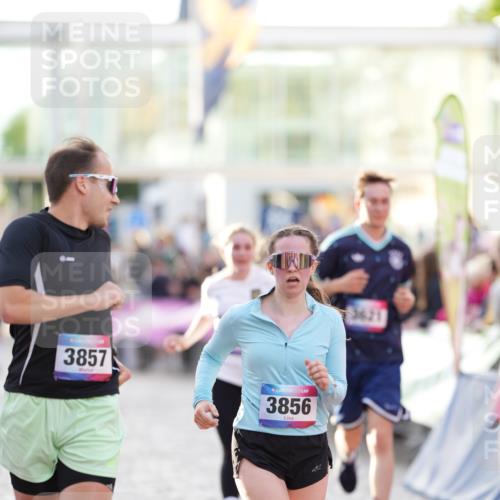 12.06.2026 - Holstenköstenlauf LAZAROV Photography http://msf.ph/oto/9738267 12.06.2026 20:04:01 Laufen 3472, 3473, 3620, 3621, 3856, 3857 meine-sportfotos.de