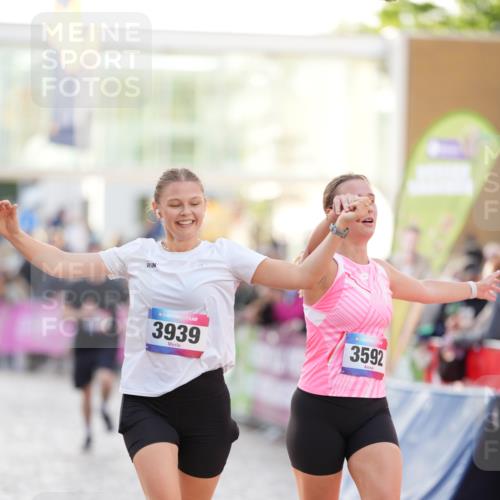 12.06.2026 - Holstenköstenlauf LAZAROV Photography http://msf.ph/oto/9738285 12.06.2026 20:03:43 Laufen 3507, 3592, 3939, 3974, 4847 meine-sportfotos.de