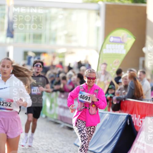12.06.2026 - Holstenköstenlauf LAZAROV Photography http://msf.ph/oto/9738302 12.06.2026 20:03:29 Laufen 3252, 3477, 4110, 4111, 4112, 4691 meine-sportfotos.de