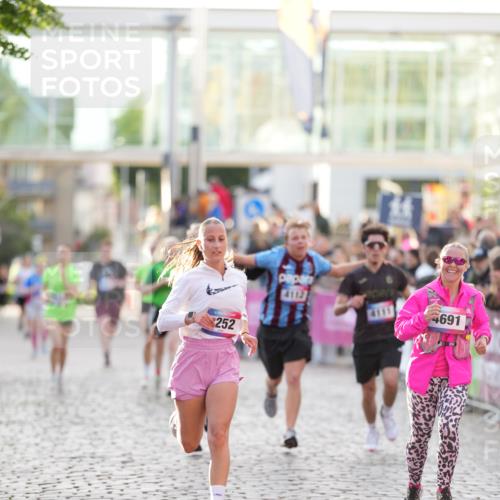 12.06.2026 - Holstenköstenlauf LAZAROV Photography http://msf.ph/oto/9738304 12.06.2026 20:03:28 Laufen 3252, 3477, 4110, 4111, 4112, 4691 meine-sportfotos.de