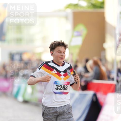 12.06.2026 - Holstenköstenlauf LAZAROV Photography http://msf.ph/oto/9738320 12.06.2026 20:03:14 Laufen 3127, 3162, 3268, 3897 meine-sportfotos.de