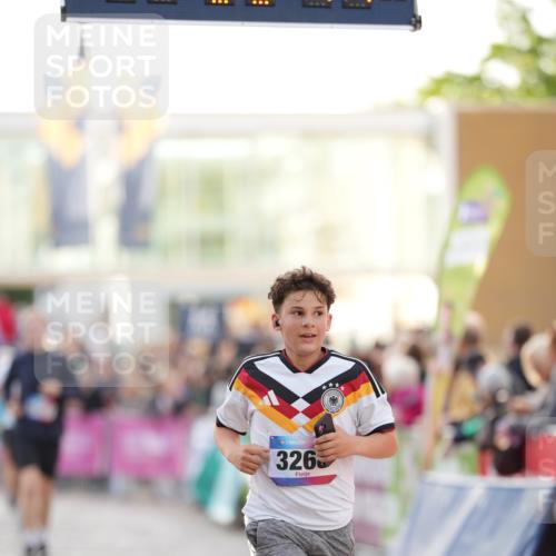 12.06.2026 - Holstenköstenlauf LAZAROV Photography http://msf.ph/oto/9738321 12.06.2026 20:03:13 Laufen 3127, 3162, 3268, 3897 meine-sportfotos.de