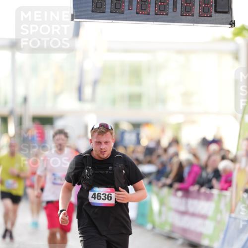 12.06.2026 - Holstenköstenlauf LAZAROV Photography http://msf.ph/oto/9738337 12.06.2026 20:02:57 Laufen 4143, 4350, 4636, 4753 meine-sportfotos.de