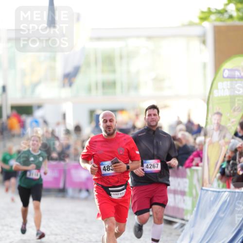 12.06.2026 - Holstenköstenlauf LAZAROV Photography http://msf.ph/oto/9738348 12.06.2026 20:02:47 Laufen 3118, 3125, 3184, 3905, 3933, 3940, 4267, 4526, 4833, 4884 meine-sportfotos.de