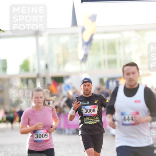 12.06.2026 - Holstenköstenlauf LAZAROV Photography http://msf.ph/oto/9738372 12.06.2026 20:02:22 Laufen 3008, 3009, 3789, 3978, 4426, 4446, 4731, 4808 meine-sportfotos.de