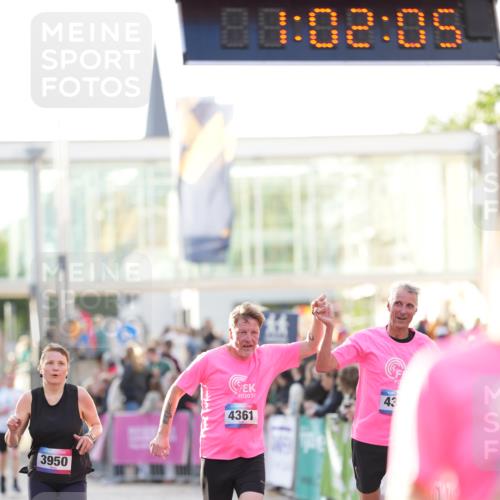 12.06.2026 - Holstenköstenlauf LAZAROV Photography http://msf.ph/oto/9738395 12.06.2026 20:02:04 Laufen 3166, 3167, 3485, 3766, 3950, 4352, 4357, 4358, 4361 meine-sportfotos.de