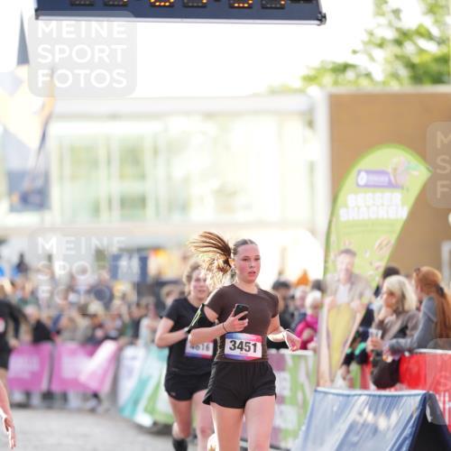 12.06.2026 - Holstenköstenlauf LAZAROV Photography http://msf.ph/oto/9738410 12.06.2026 20:01:53 Laufen 3085, 3451, 3626, 3763, 4066, 4362, 4616, 4748 meine-sportfotos.de