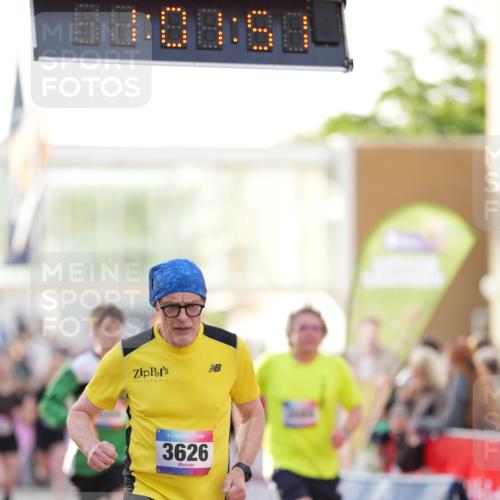 12.06.2026 - Holstenköstenlauf LAZAROV Photography http://msf.ph/oto/9738413 12.06.2026 20:01:51 Laufen 3085, 3451, 3626, 3763, 4066, 4616, 4748 meine-sportfotos.de