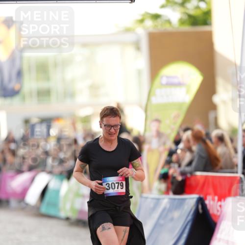 12.06.2026 - Holstenköstenlauf LAZAROV Photography http://msf.ph/oto/9738436 12.06.2026 20:01:25 Laufen 3079, 3921, 4223, 4878, 4880 meine-sportfotos.de
